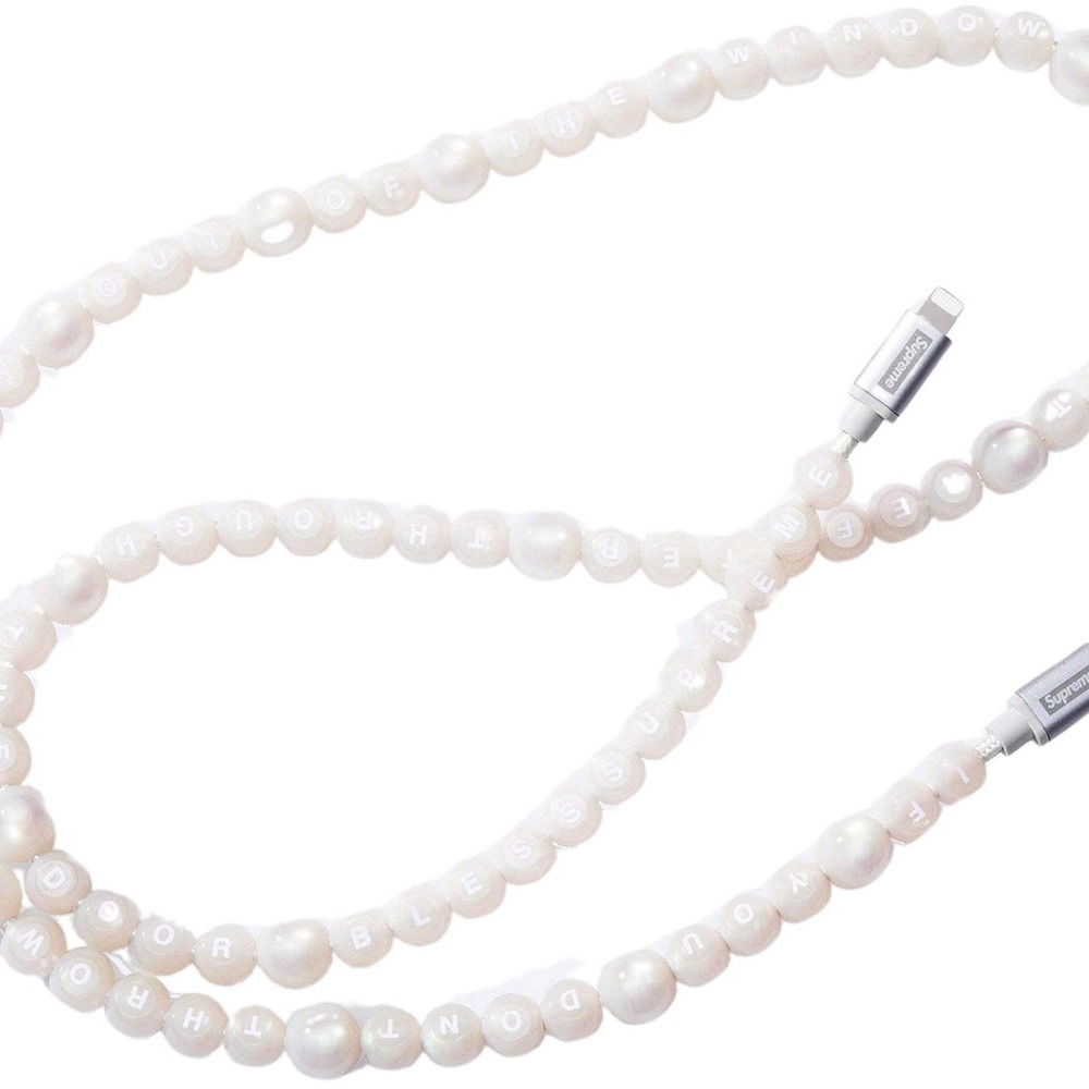 SUPREME®/BLESS MOPHIE® BEADED CHARGING CABLE